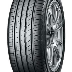 Yokohama Bluearth-gt ae51 xl 215/45 R18 93W